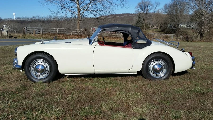 1958 MG MGA 1500 - Image 2 of 11