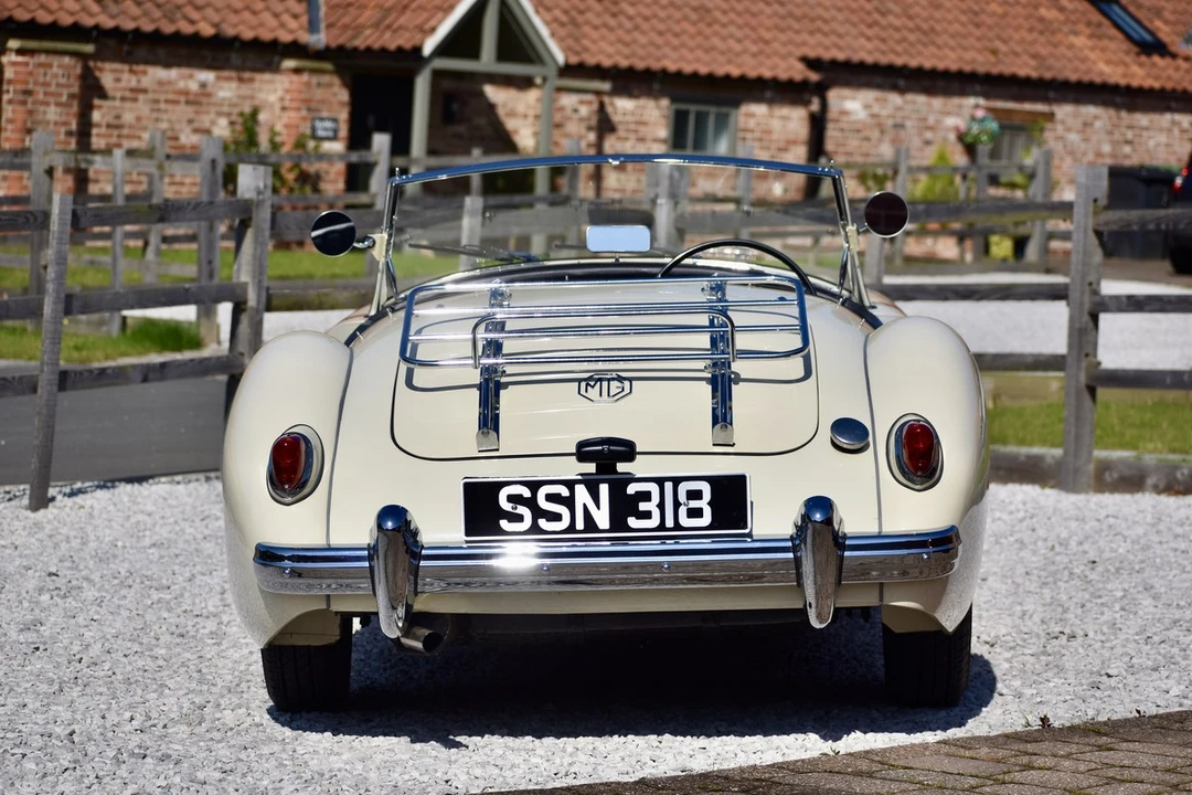1958 MG MGA 1500 - Image 12 of 30