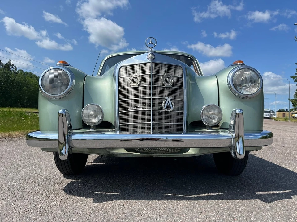 1958 Mercedes-Benz W180 - Image 10 of 30