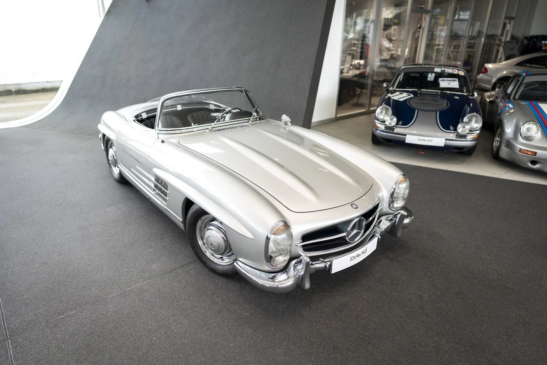 1958 Mercedes-Benz 300SL Roadster - Image 2 of 31