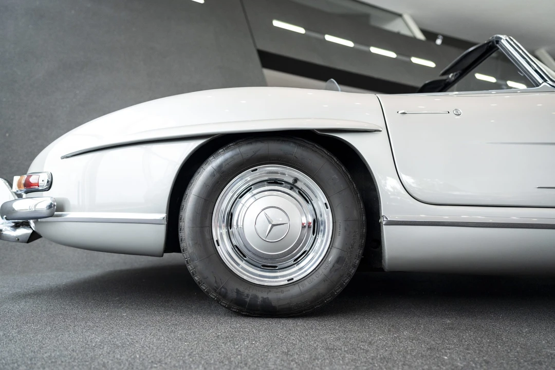 1958 Mercedes-Benz 300SL Roadster - Image 20 of 31