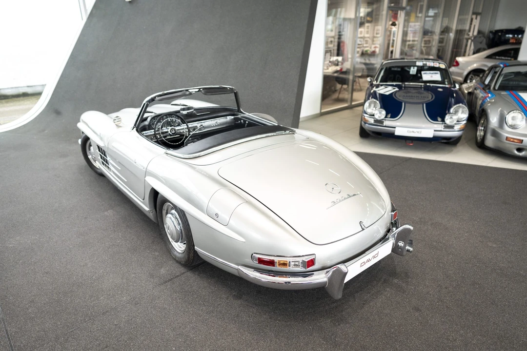 1958 Mercedes-Benz 300SL Roadster - Image 10 of 31