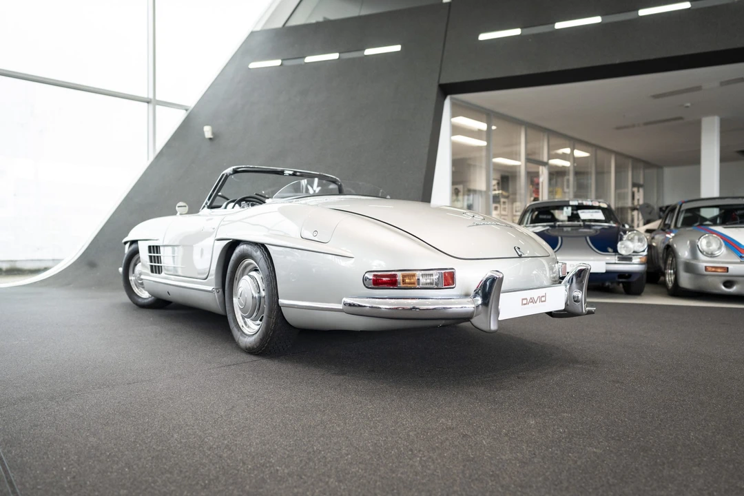 1958 Mercedes-Benz 300SL Roadster - Image 11 of 31
