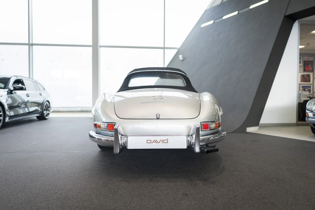 1958 Mercedes-Benz 300SL Roadster - Image 16 of 31