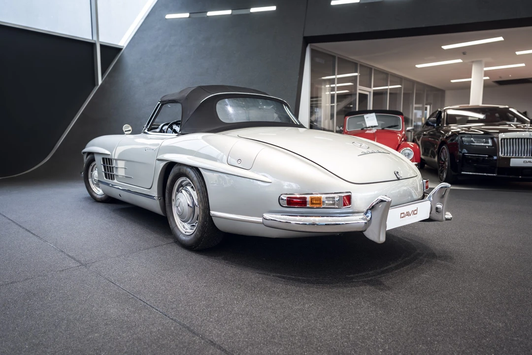 1958 Mercedes-Benz 300SL Roadster - Image 12 of 31