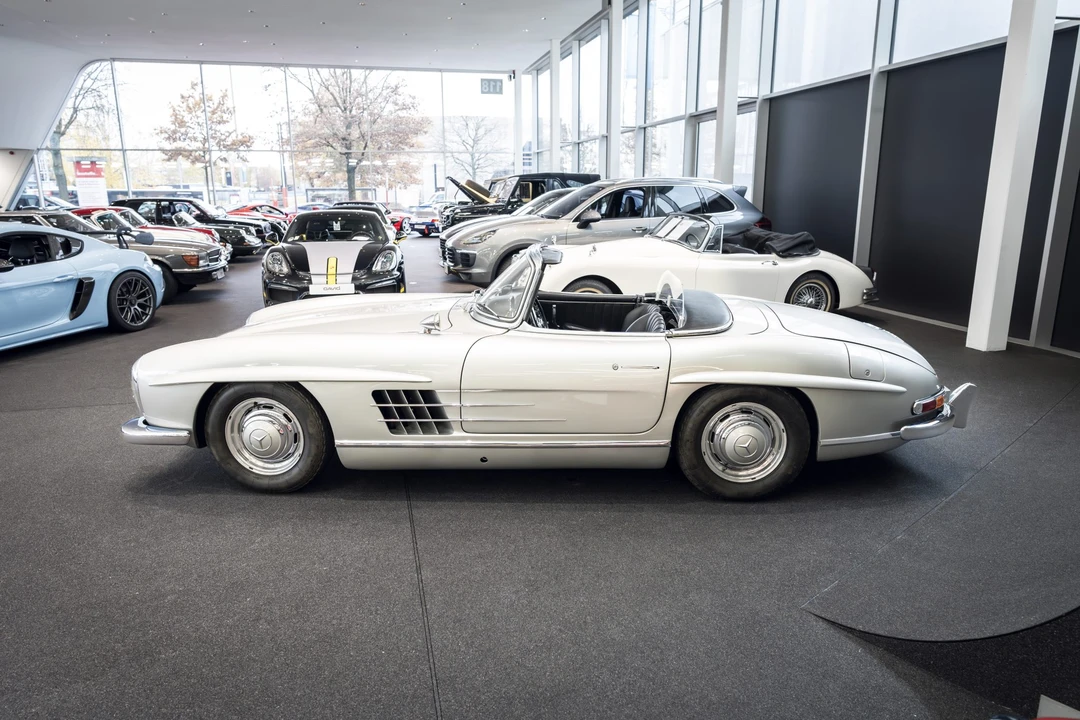 1958 Mercedes-Benz 300SL Roadster - Image 9 of 31