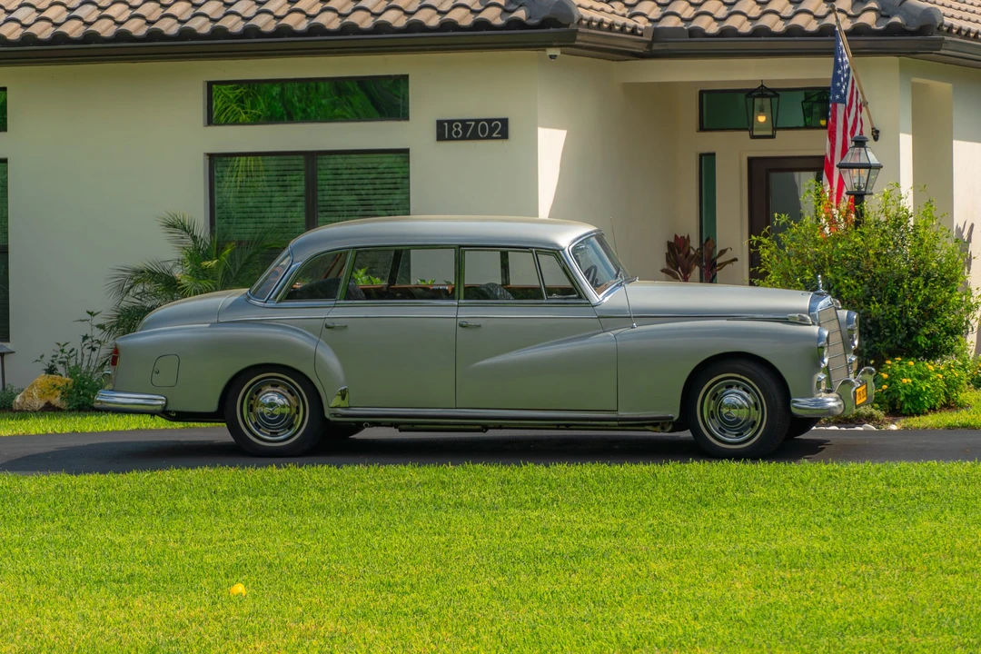 1958 Mercedes-Benz W186 & W189 Adenauer - Image 13 of 31