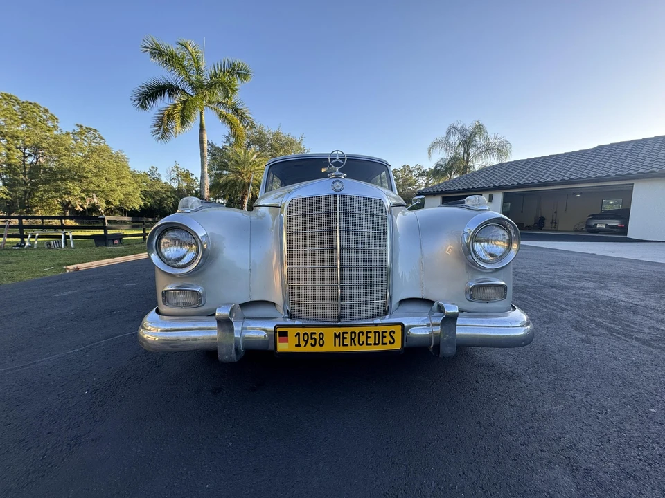 1958 Mercedes-Benz W186 & W189 Adenauer - Image 3 of 31