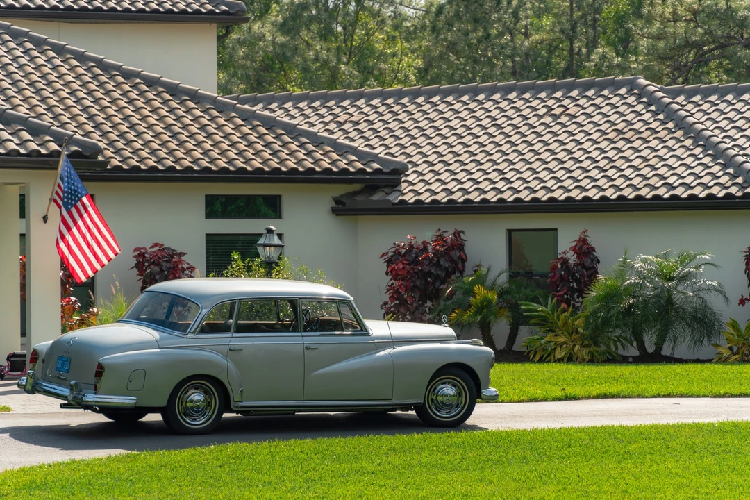 1958 Mercedes-Benz W186 & W189 Adenauer - Image 15 of 31