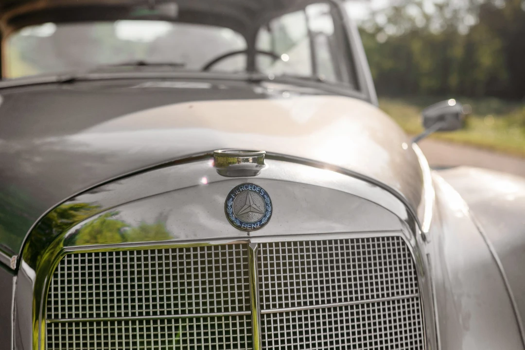 1958 Mercedes-Benz W186 & W189 Adenauer - Image 12 of 31
