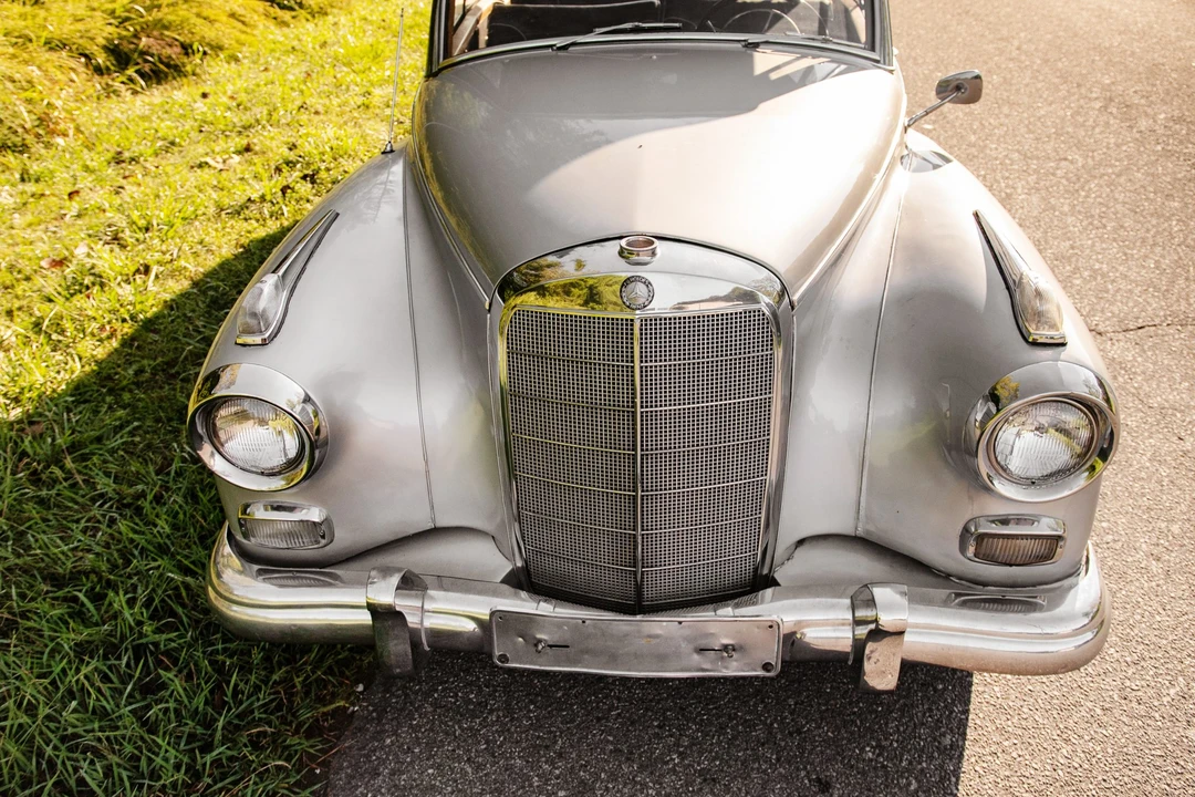 1958 Mercedes-Benz W186 & W189 Adenauer - Image 10 of 31