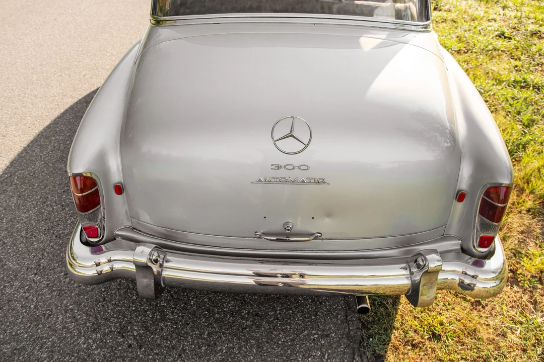 1958 Mercedes-Benz W186 & W189 Adenauer - Image 24 of 31