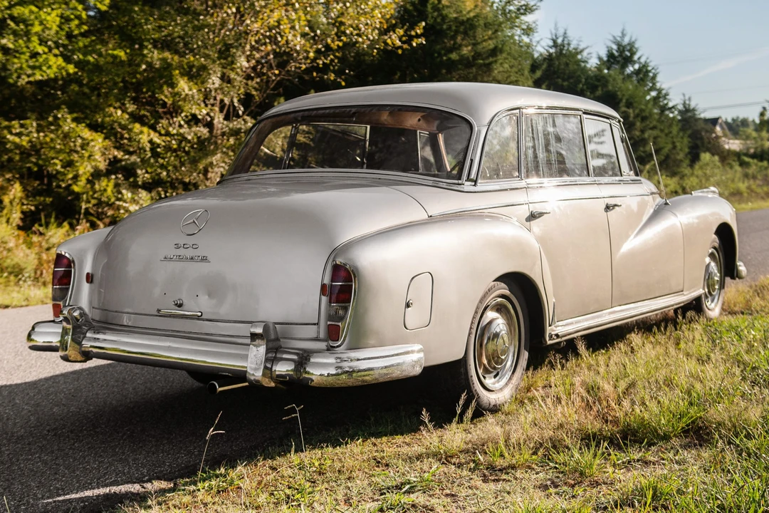 1958 Mercedes-Benz W186 & W189 Adenauer - Image 6 of 31