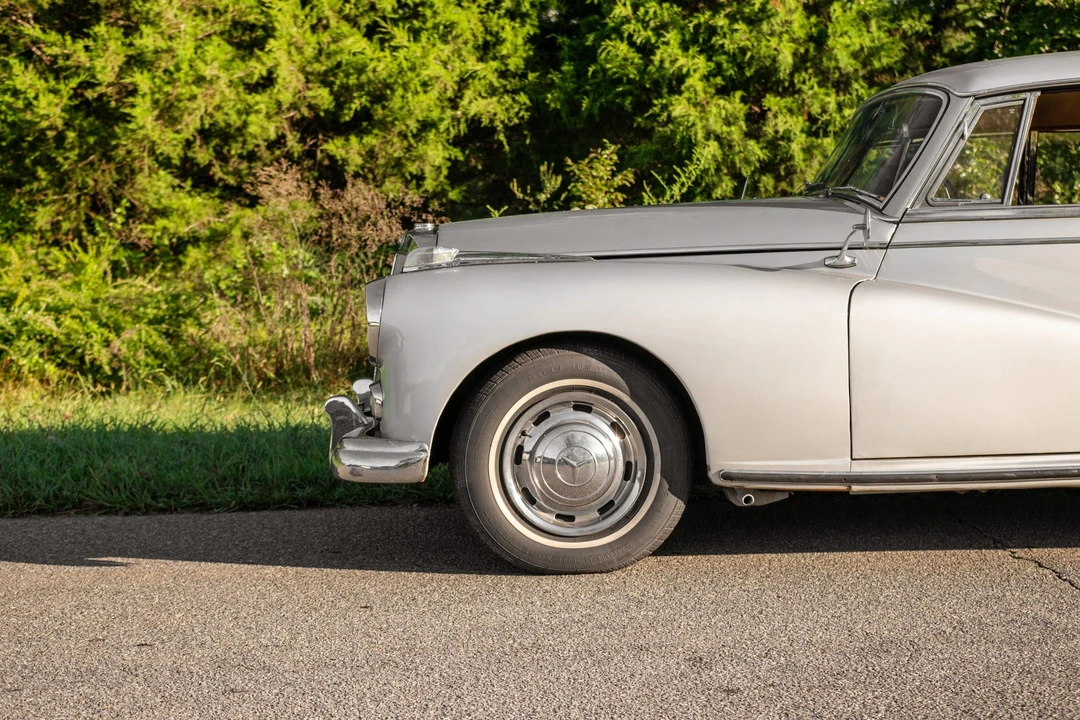 1958 Mercedes-Benz W186 & W189 Adenauer - Image 18 of 31