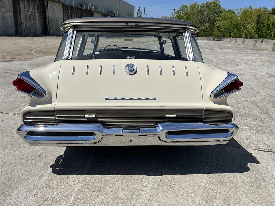 1958 Mercury Colony Park - Image 18 of 31