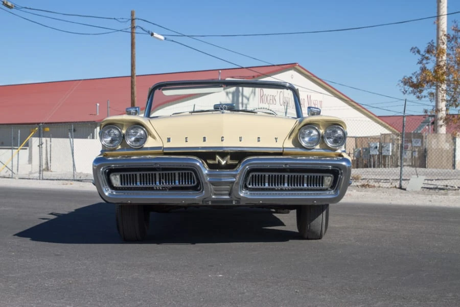 1958 Mercury Montclair - Image 10 of 11