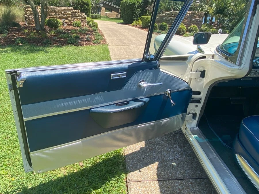 1958 Mercury Montclair - Image 13 of 27