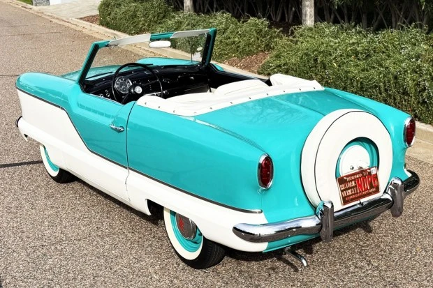 1958 Nash Metropolitan - Image 2 of 9