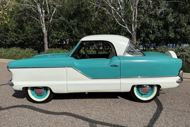 1958 Nash Metropolitan - Image 3 of 8