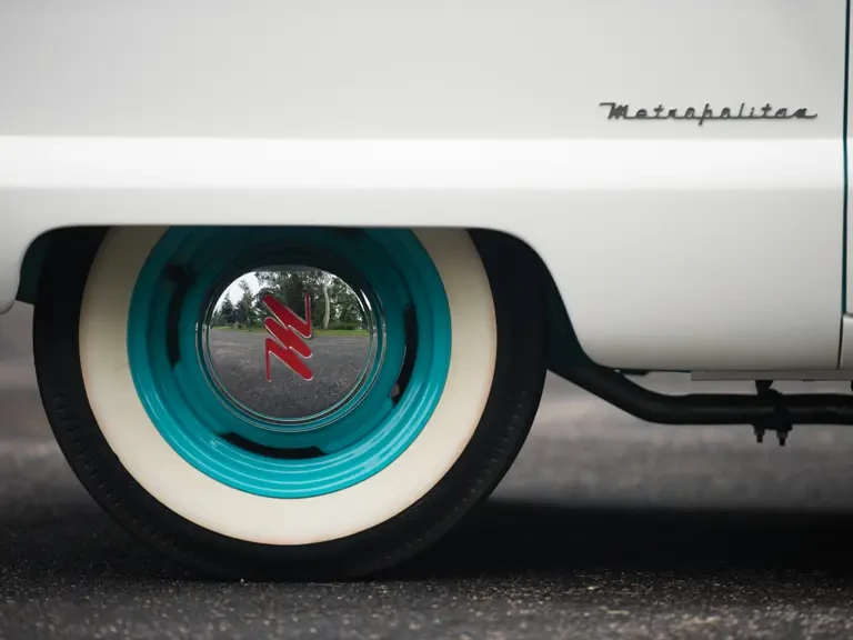 1958 Nash Metropolitan - Image 16 of 21
