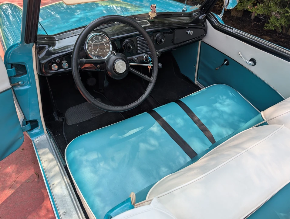 1958 Nash Metropolitan - Image 14 of 17