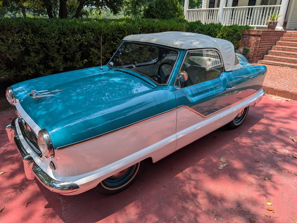 1958 Nash Metropolitan - Image 11 of 17