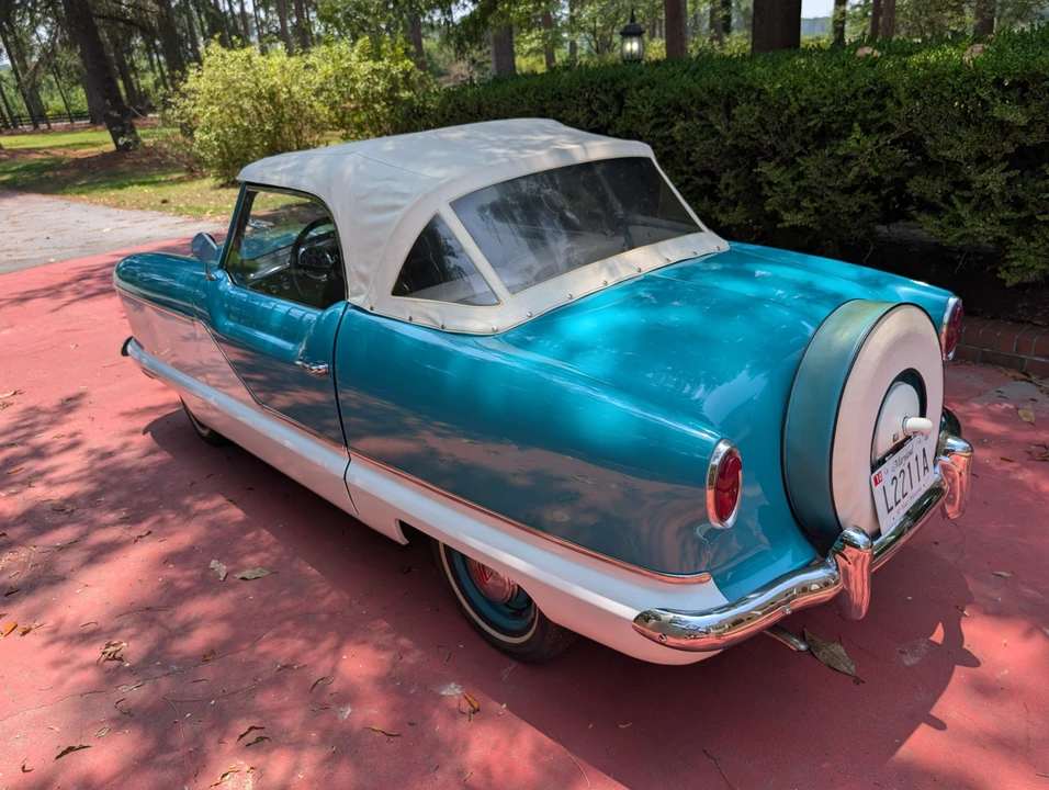 1958 Nash Metropolitan - Image 13 of 17