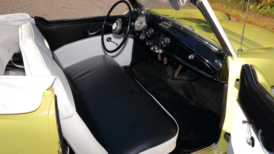 1958 Nash Metropolitan - Image 5 of 13