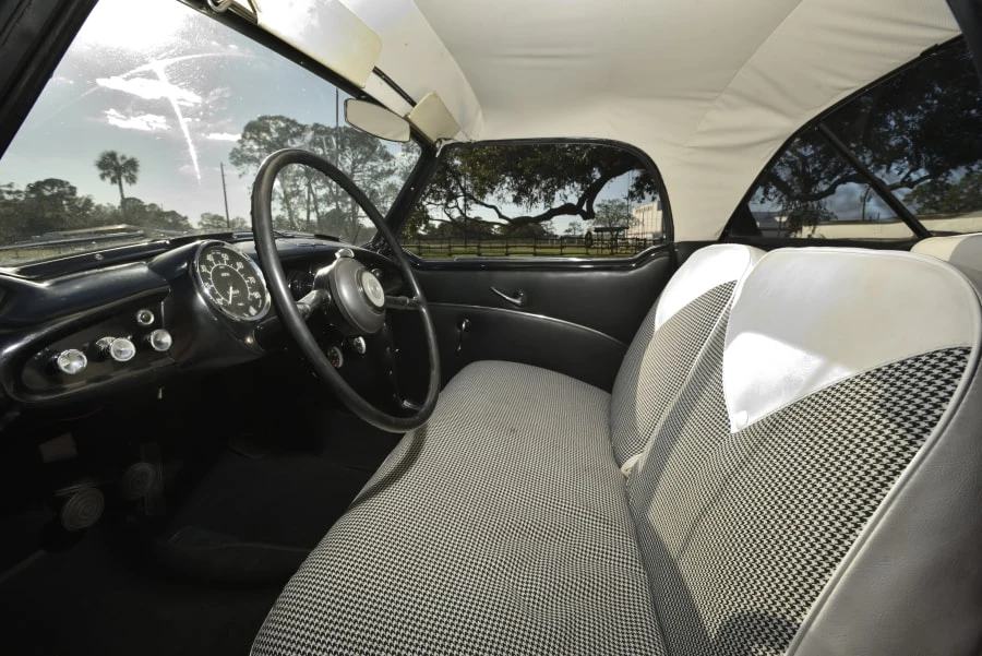 1958 Nash Metropolitan - Image 22 of 31
