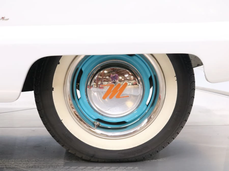 1958 Nash Metropolitan - Image 13 of 31