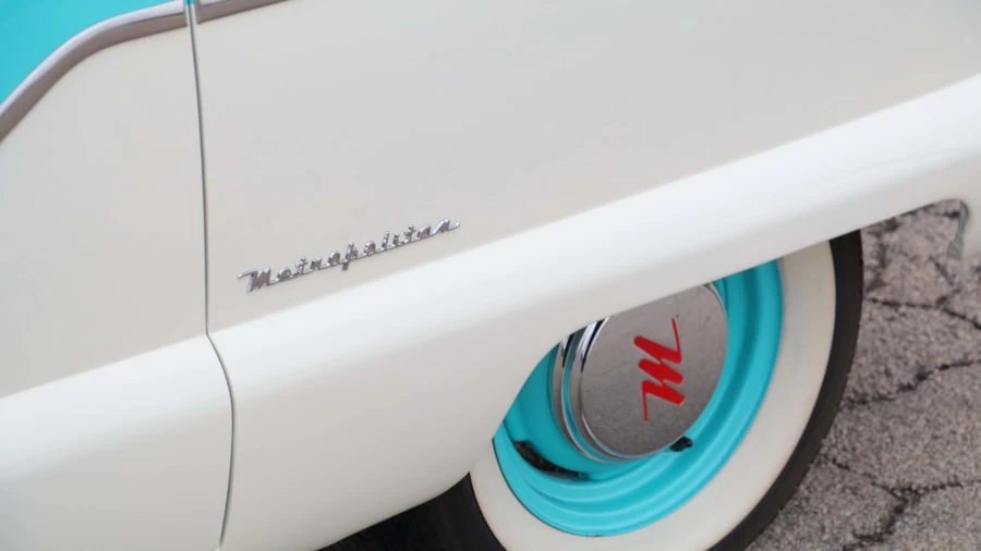 1958 Nash Metropolitan - Image 9 of 12