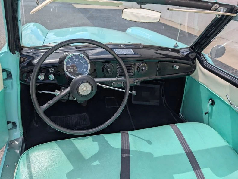 1958 Nash Metropolitan - Image 16 of 23