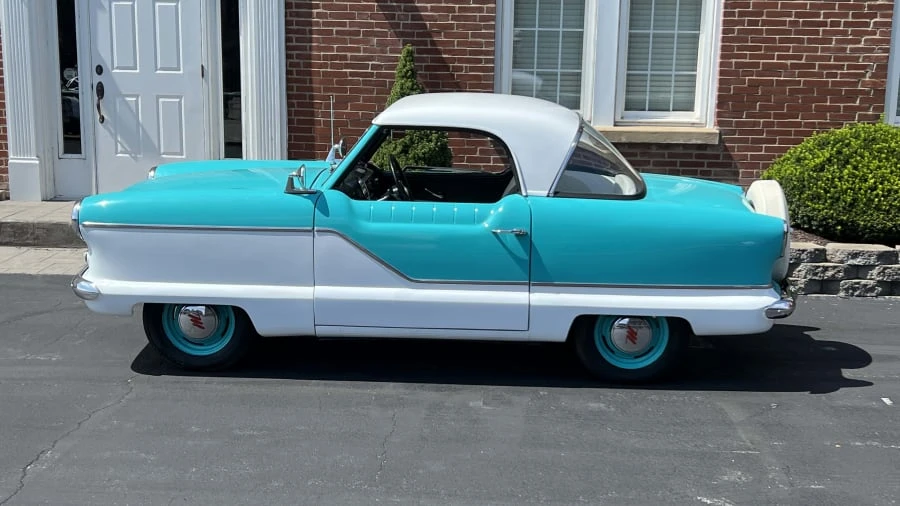 1958 Nash Metropolitan - Image 2 of 7