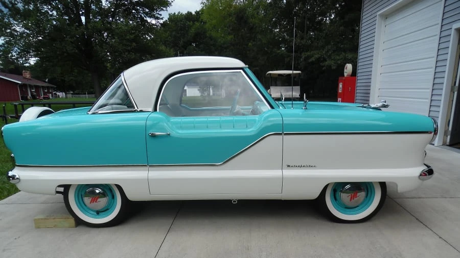 1958 Nash Metropolitan - Image 9 of 17