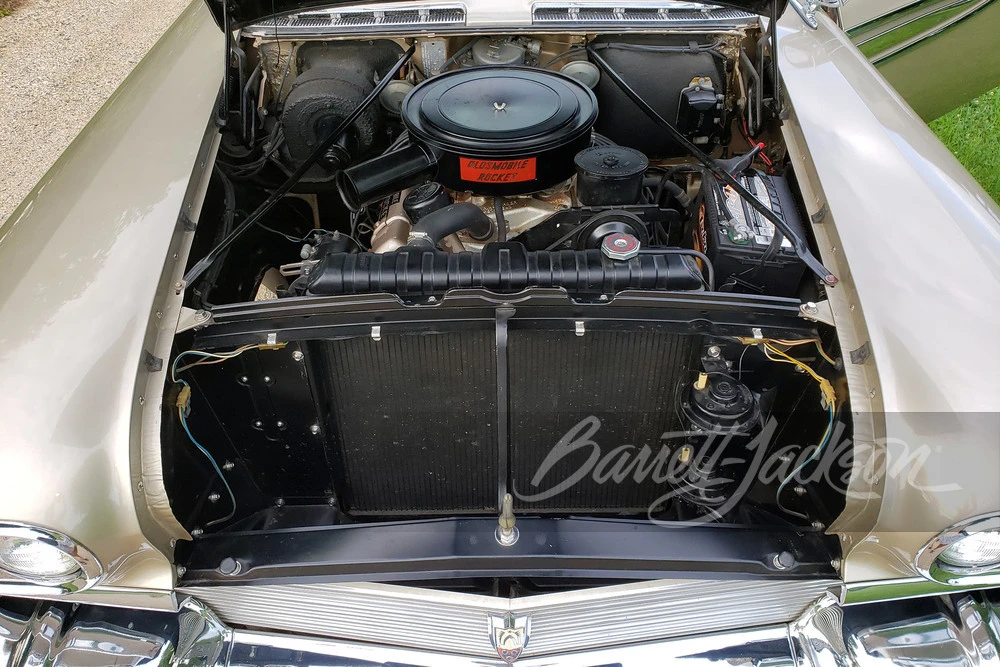 1958 Oldsmobile 98 - Image 5 of 11