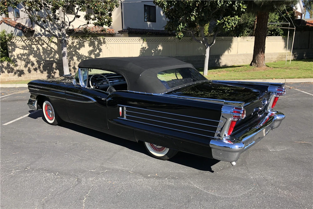 1958 Oldsmobile 88 - Image 6 of 10