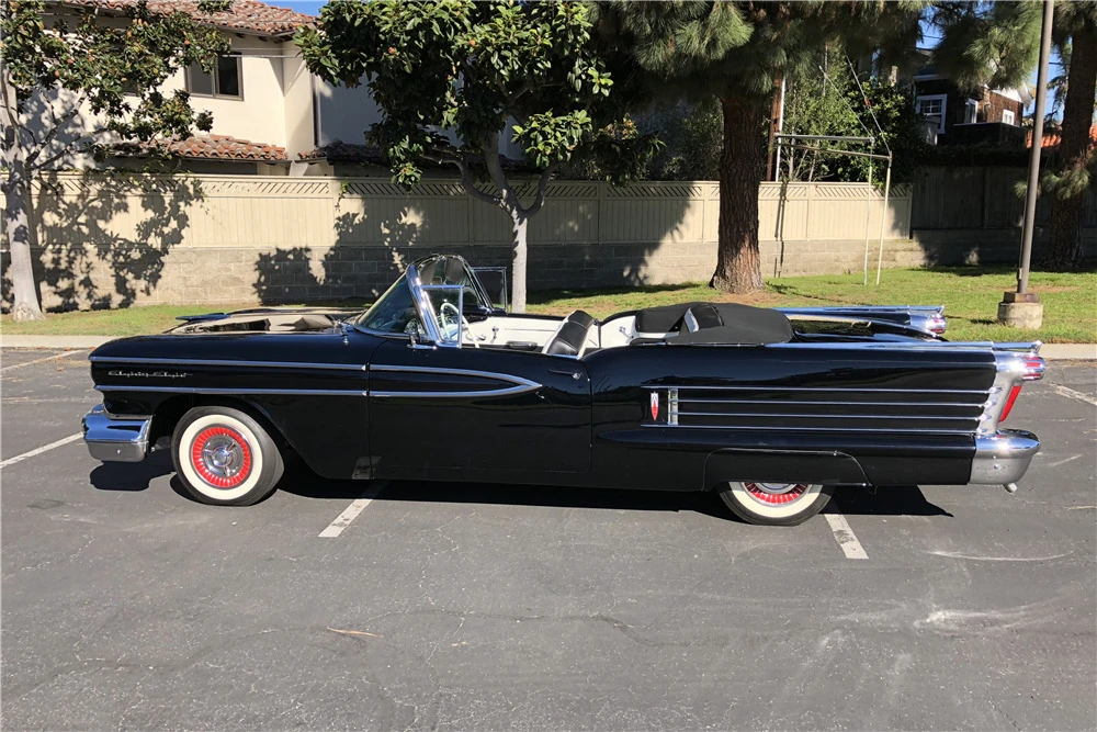 1958 Oldsmobile 88 - Image 7 of 10