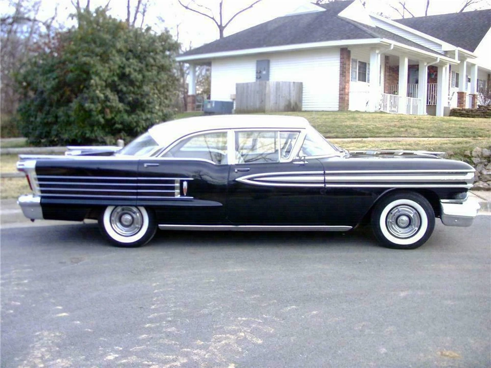 1958 Oldsmobile 88 - Image 5 of 5