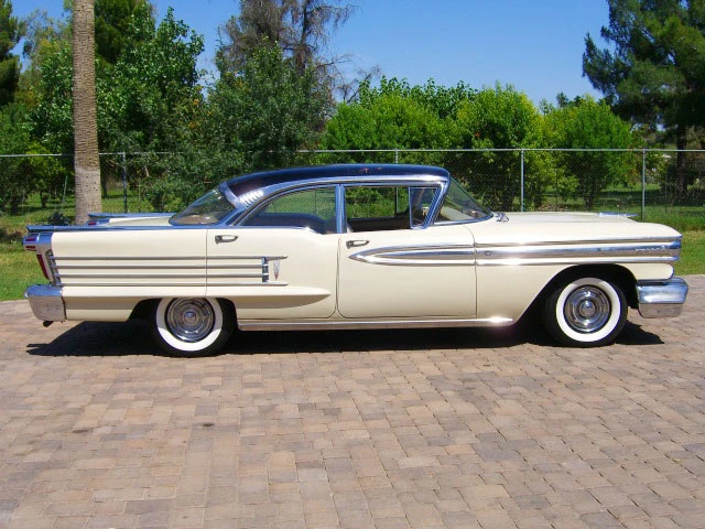 1958 Oldsmobile 88 - Image 4 of 4