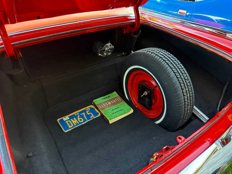 1958 Oldsmobile 88 - Image 15 of 16