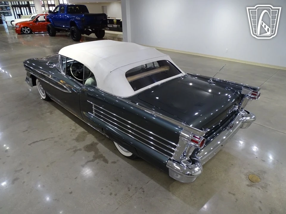 1958 Oldsmobile 88 - Image 9 of 12