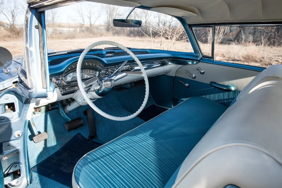 1958 Oldsmobile 88 - Image 4 of 12