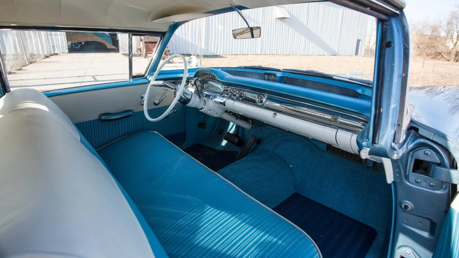 1958 Oldsmobile 88 - Image 5 of 12