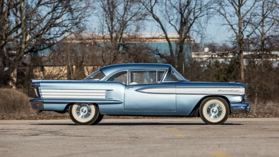 1958 Oldsmobile 88 - Image 8 of 12