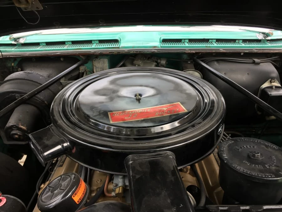 1958 Oldsmobile 88 - Image 6 of 10