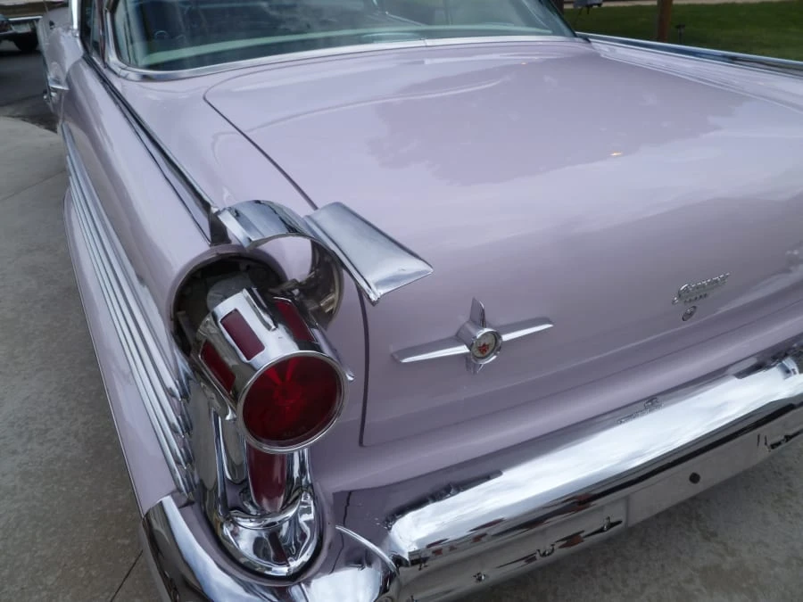 1958 Oldsmobile 88 - Image 7 of 8