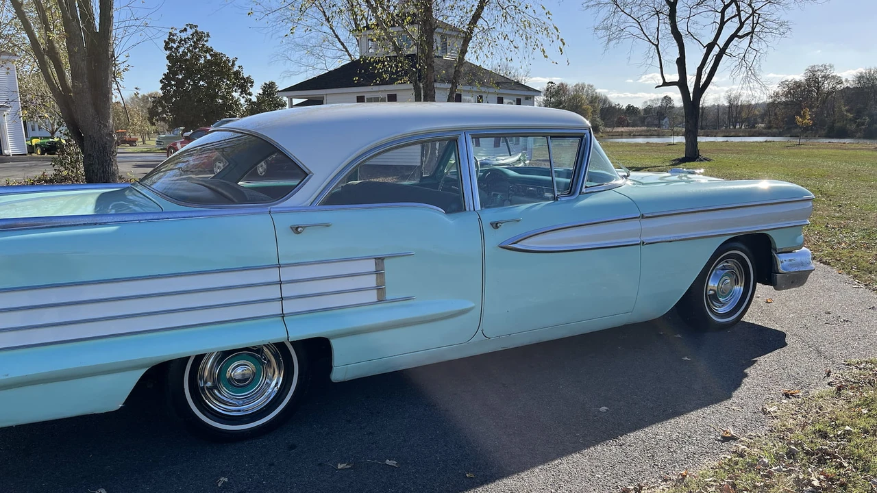 1958 Oldsmobile 88 - Image 6 of 6