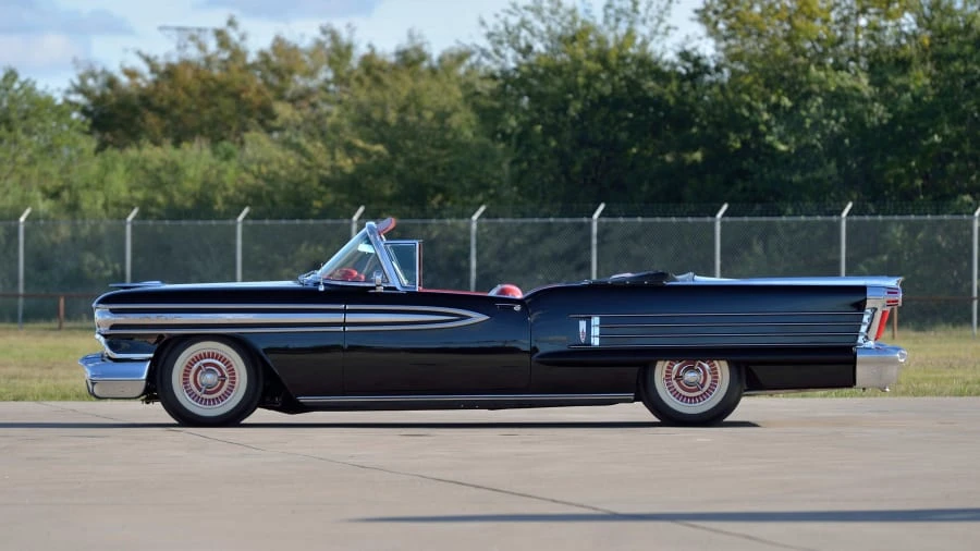 1958 Oldsmobile 98 - Image 8 of 20