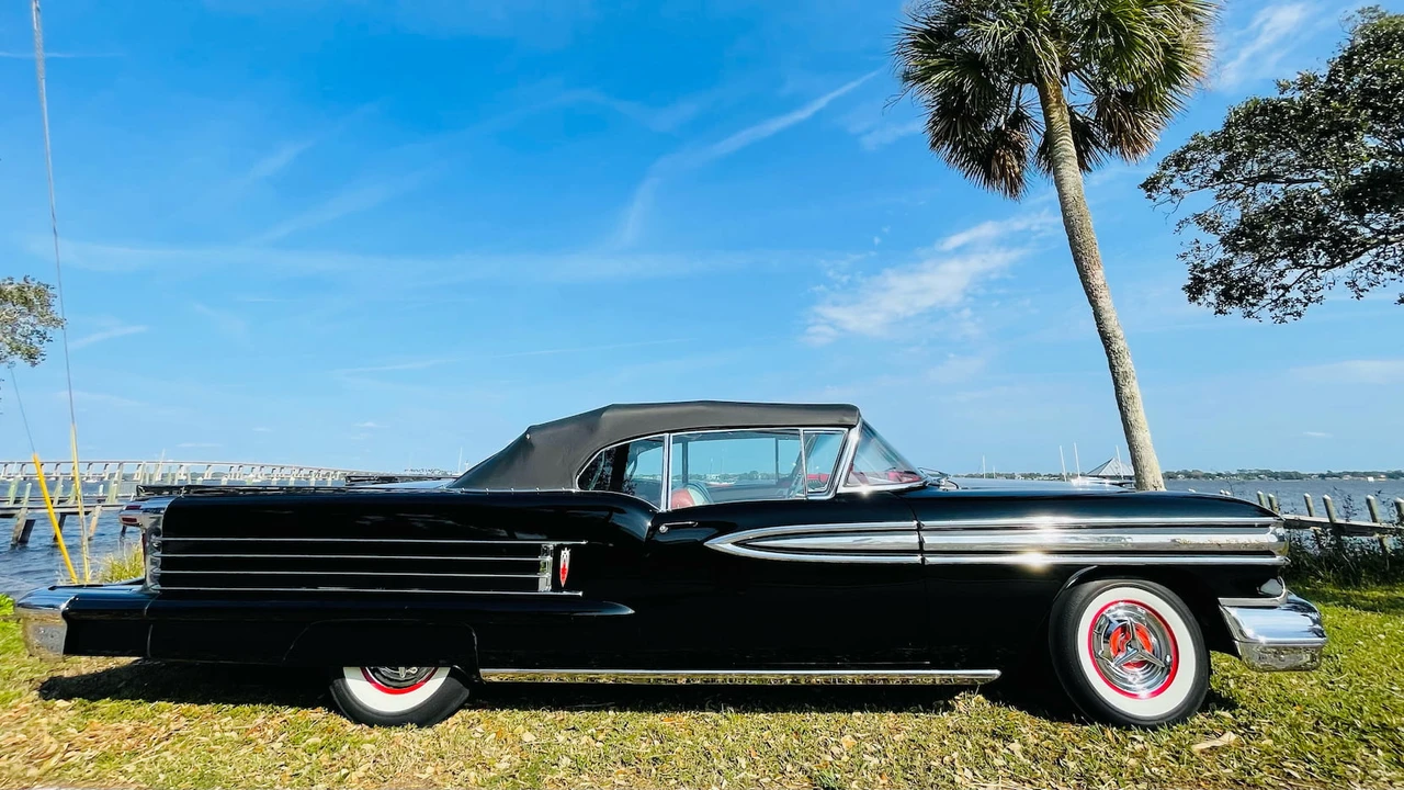 1958 Oldsmobile 98 - Image 2 of 14