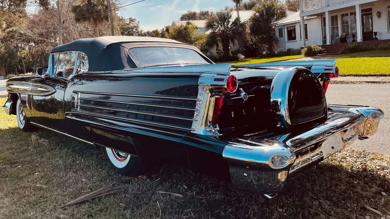 1958 Oldsmobile 98 - Image 13 of 14